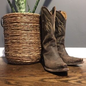 Cavendar’s Cowboy Boots